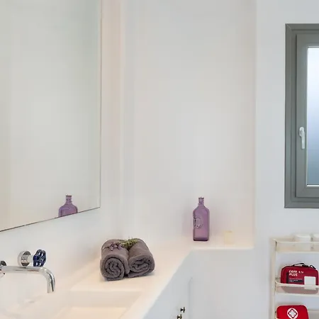 Luna Rossa Milos - Moon Kiss Provatas