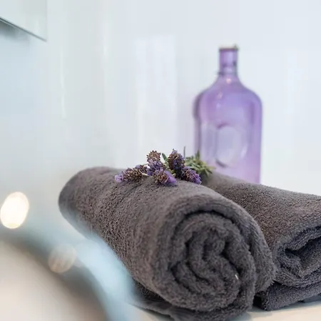 Luna Rossa Milos - Moon Kiss Daire