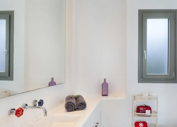 Luna Rossa Milos - Moon Kiss Provatas