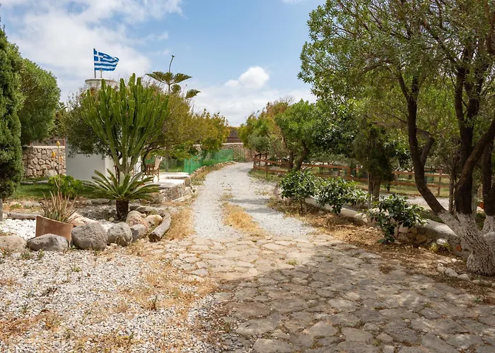 Luna Rossa Milos - Moon Kiss * Provatas